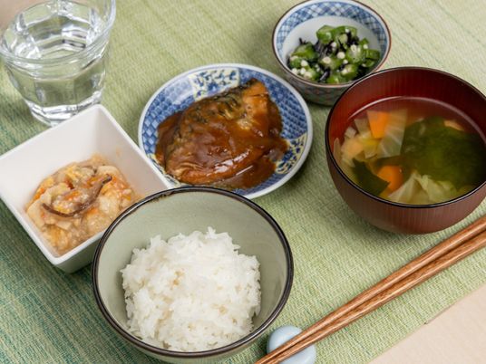 和食の食事セット