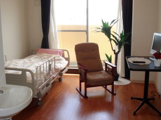 居室の手入れされた部屋