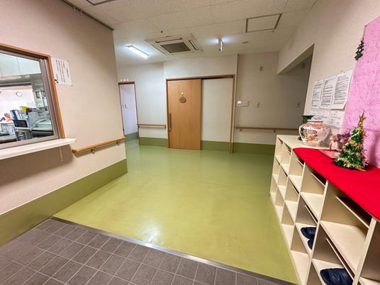 明るい廊下