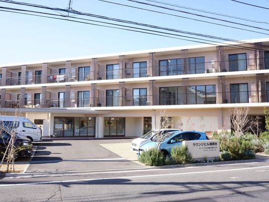 快適な居住空間エントランス