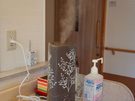 加湿器と手指消毒の設備