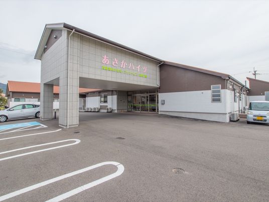 エントランス付属の建物