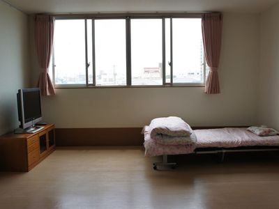 シンプルな個室の様子