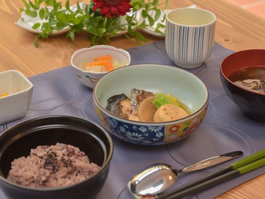 和食スタイルの食事セット