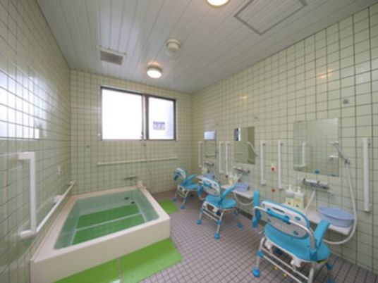 快適な介護の浴室設備