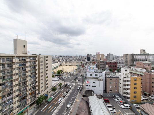 都市の風景と建物
