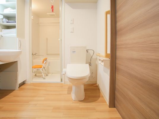 バリアフリーのトイレ設備
