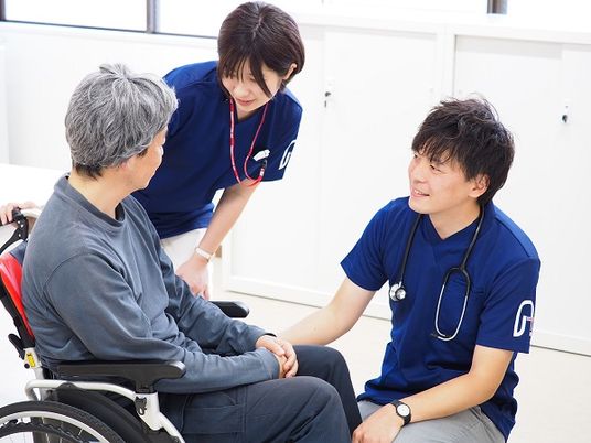 介護スタッフと利用者の対話