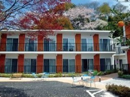 色とりどりの建物前景