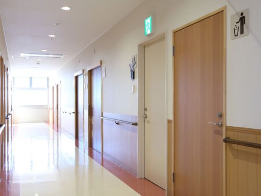 清潔感のある廊下の様子