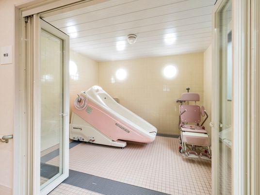 介護用の洗浄浴槽