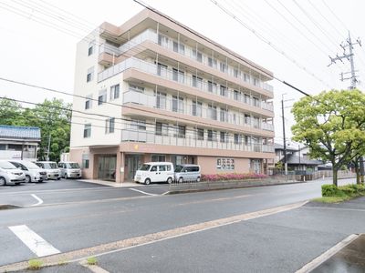 多階層建物の外観