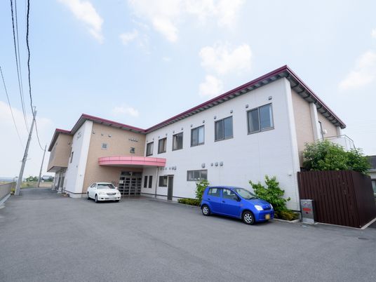 清潔感のある施設外観