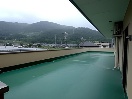 山並見渡せるテラス