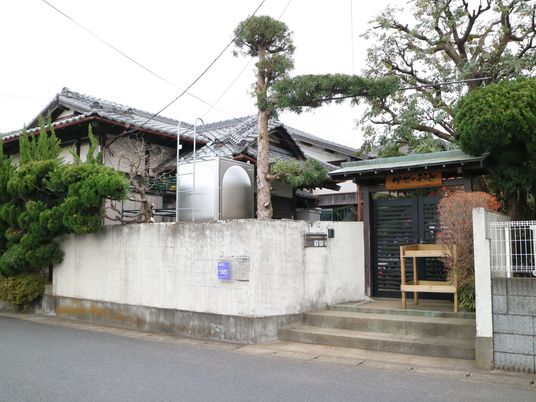 和風のエントランス