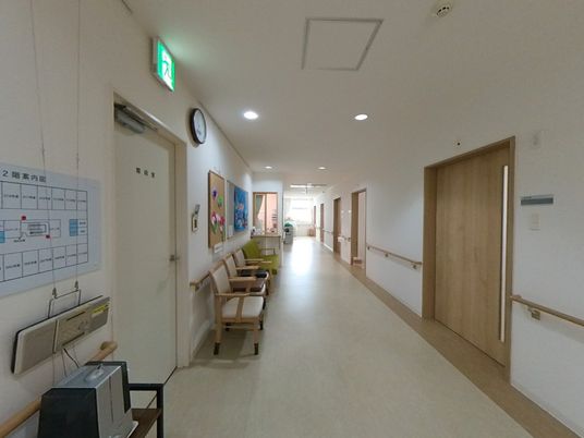 ゆったりとした廊下