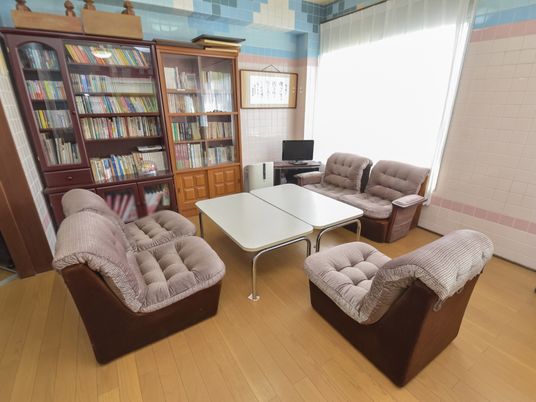 快適なラウンジの居心地