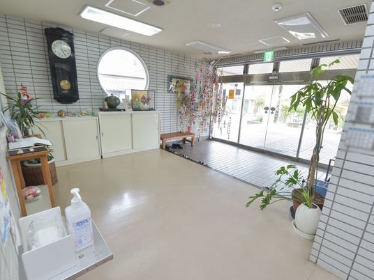 エントランスの広々空間