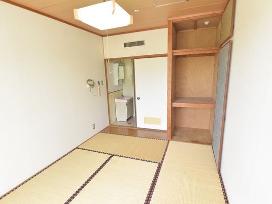 清潔な和室居室