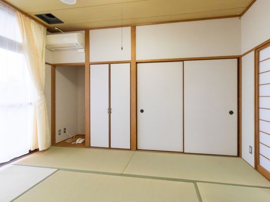 暖かみのある和室