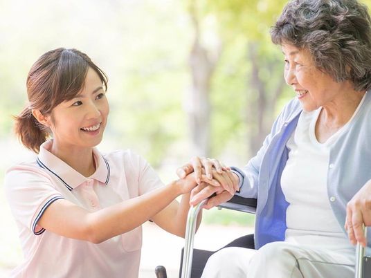 スタッフが利用者と対話