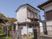 落ち着いた外観の住宅