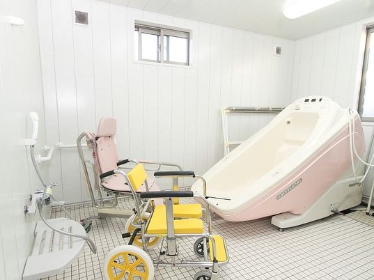 バリアフリー対応浴室設備