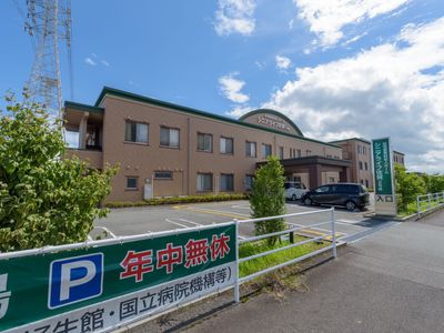 広々とした施設の外観