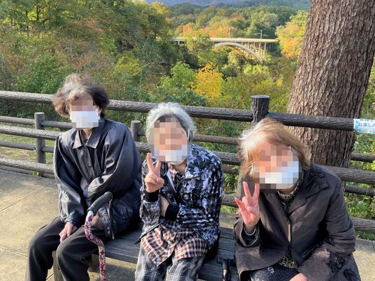 高齢者と触れ合う機会の場