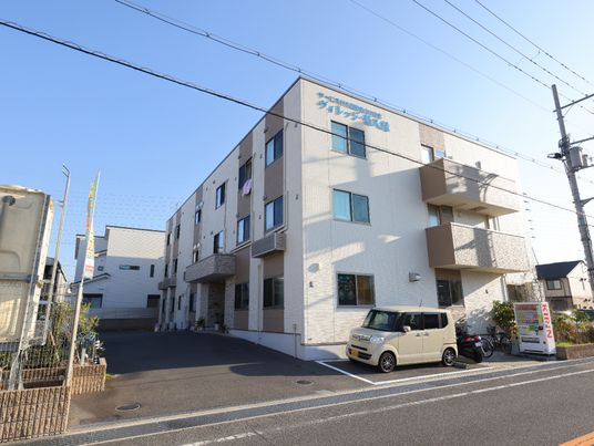 清潔感のある施設外観