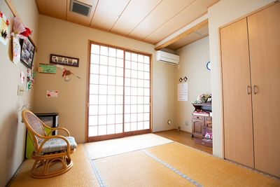 自然光の入る和室