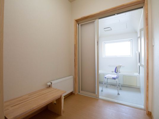 居室から浴室の入口