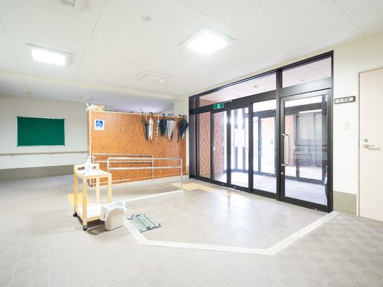 広々としたエントランス
