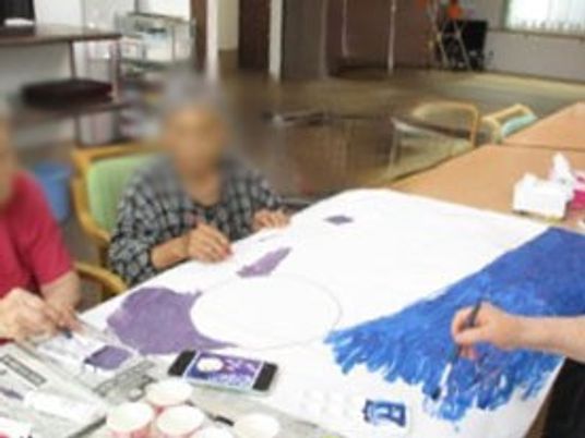 創作活動中の多目的室