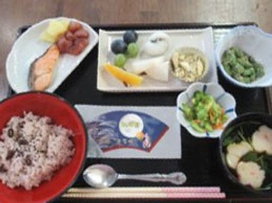和食の食事風景