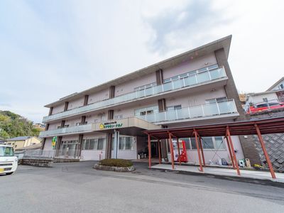 清潔な外観の建物