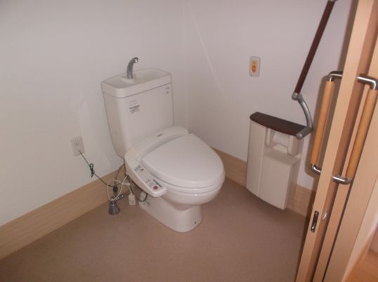 きれいな設備のトイレ