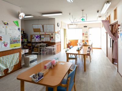 明るい居心地の食堂