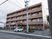 4階建ての建物外観