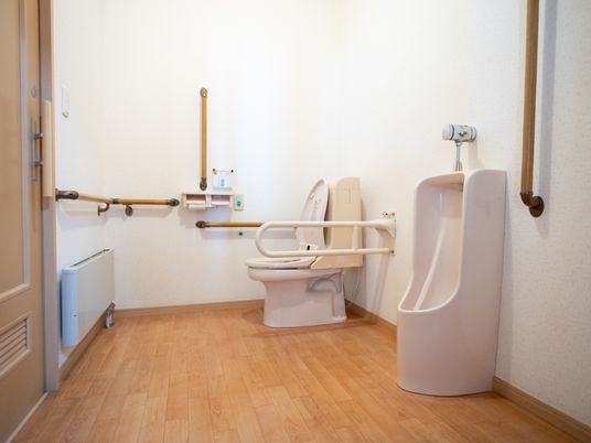 広いトイレ設備