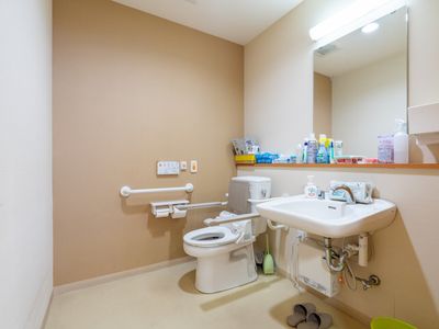 広いトイレ設備