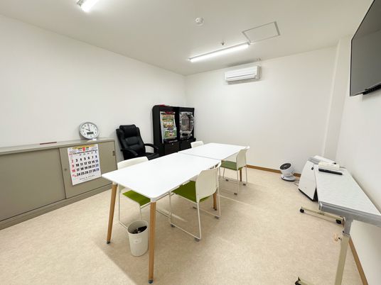 白と緑の機能訓練室