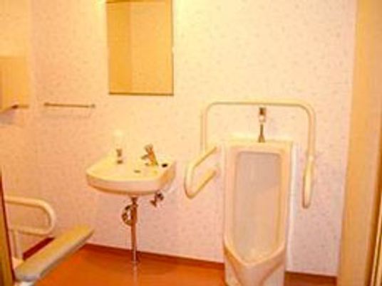 広々とした洗面台