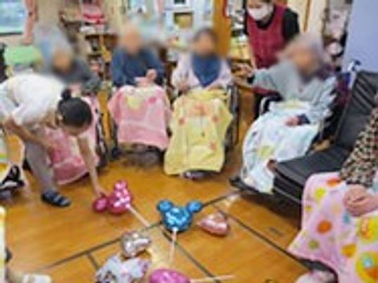 交流を楽しむ室内