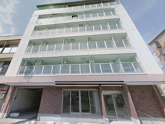 多階建ての外観