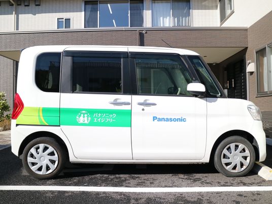 バリアフリー車両停車状態