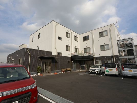 清潔な外観の建物