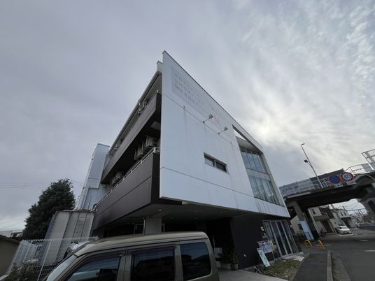 エントランス外観