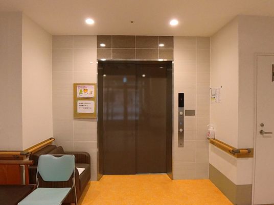 静かな廊下