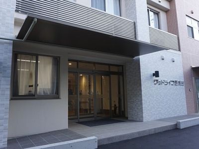清潔感のある施設の入口